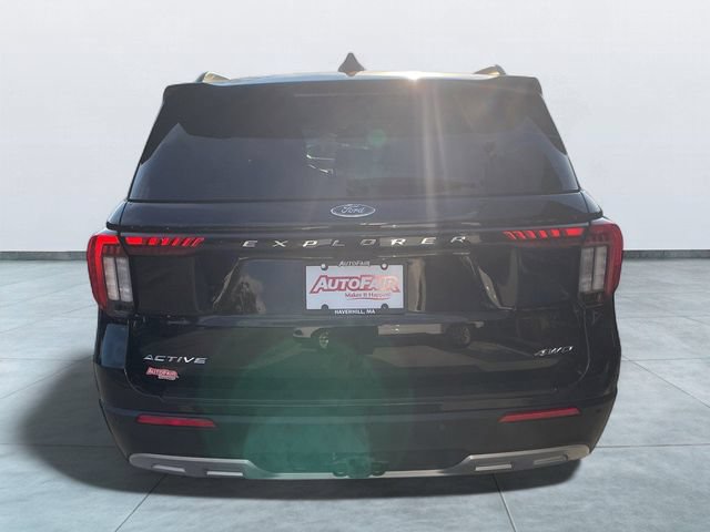 Certified 2025 Ford Explorer Active w/ Active Comfort Package AWD/4WD image 6