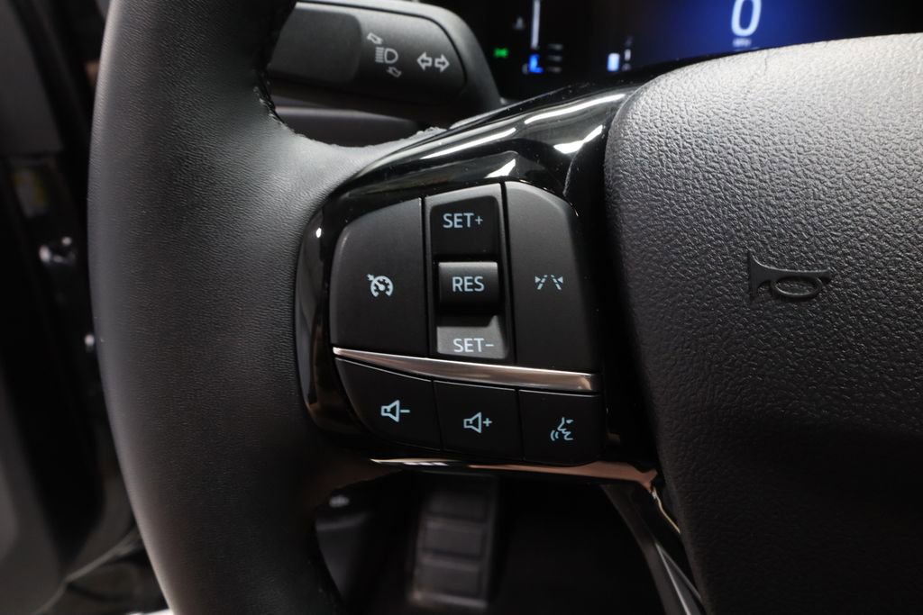 Certified 2024 Ford Escape Active w/ Cold Weather Package image 31