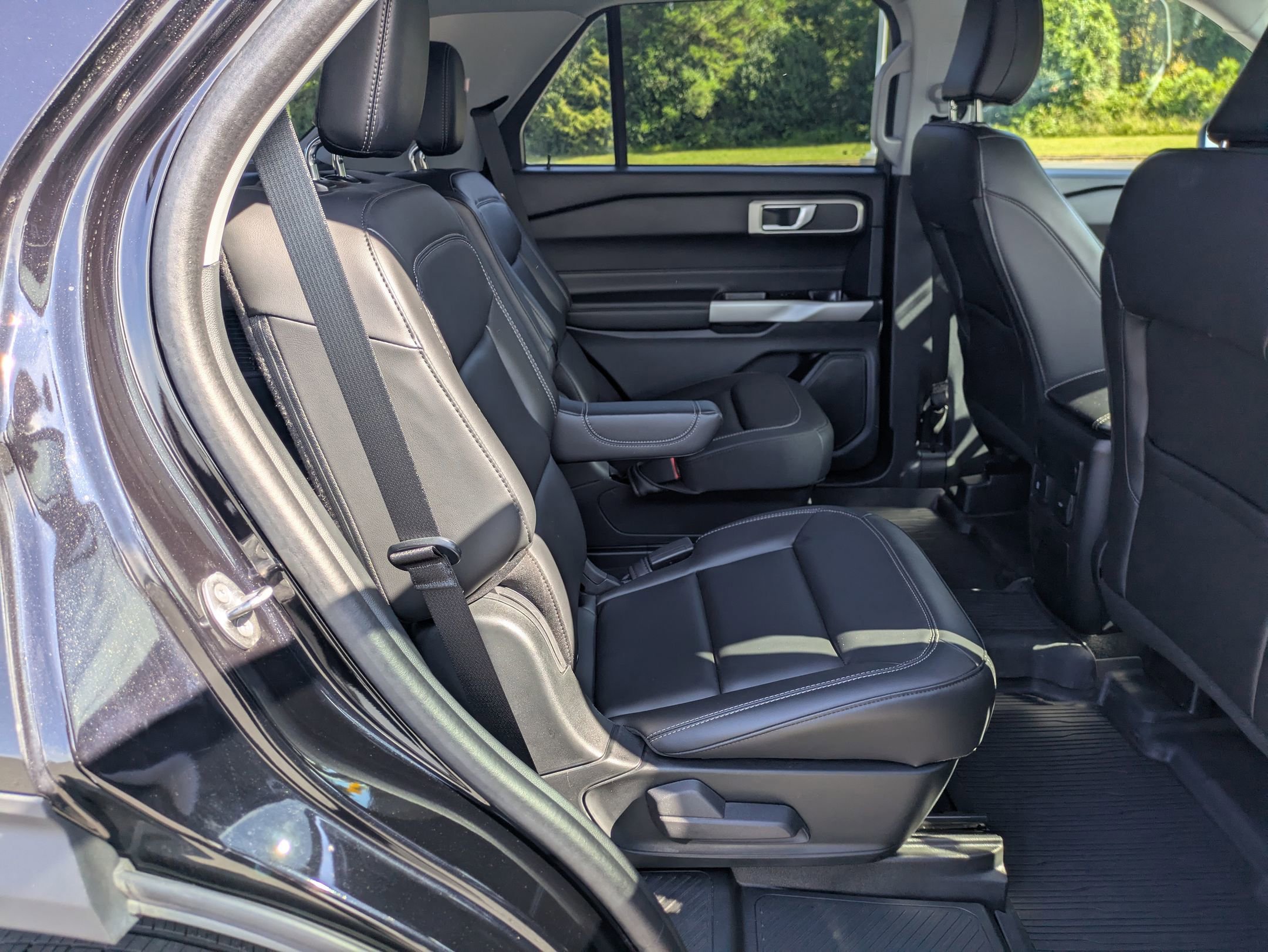 Certified 2023 Ford Explorer XLT w/ Equipment Group 202A image 30