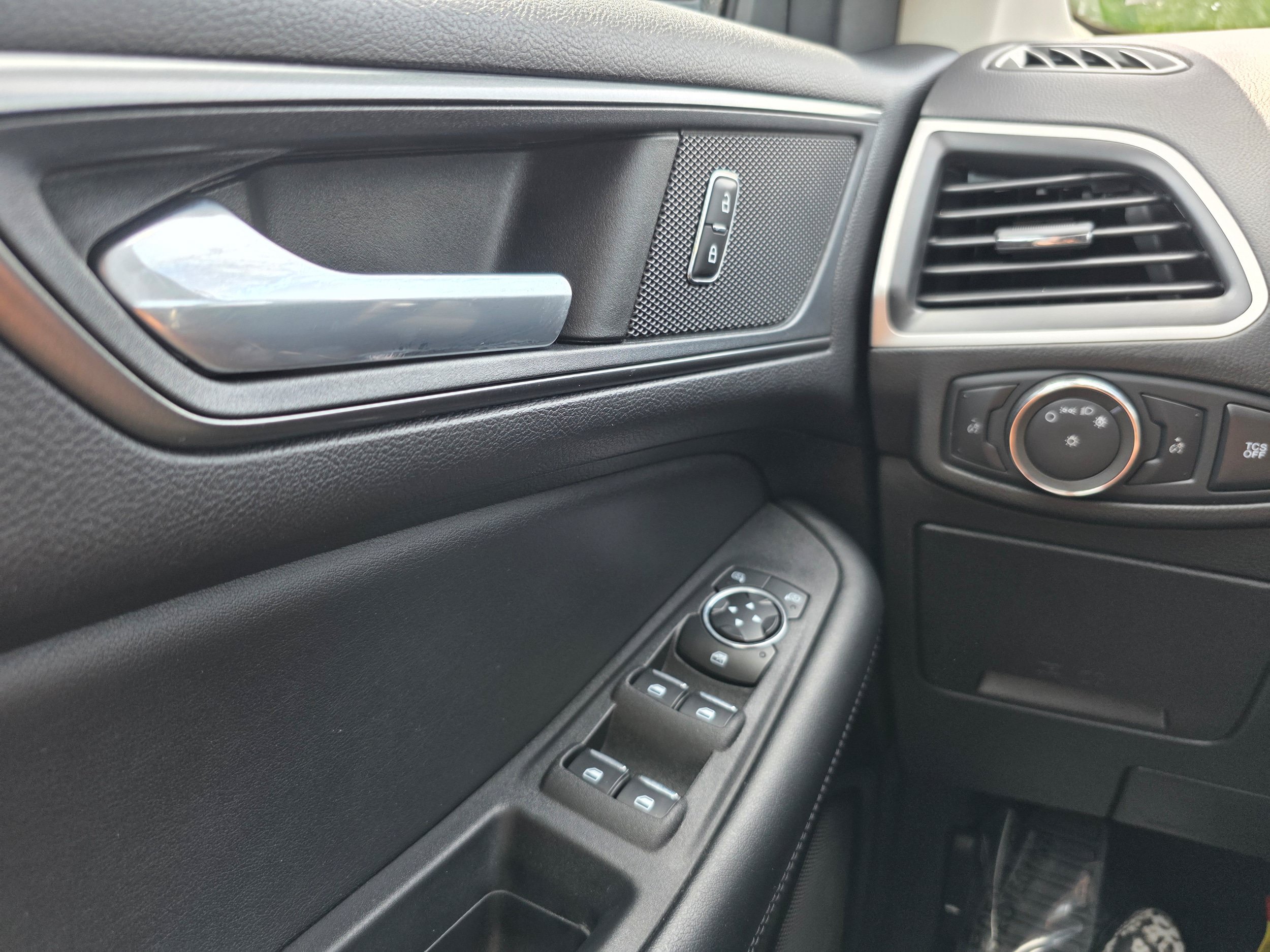Certified 2023 Ford Edge SE AWD/4WD image 18