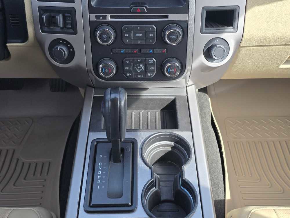 Certified 2017 Ford Expedition EL XLT w/ Equipment Group 202A image 13