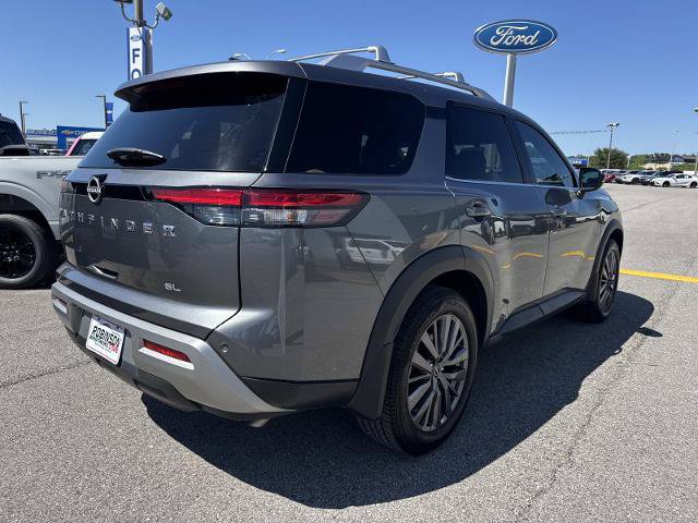Used 2023 Nissan Pathfinder SL w/ SL Premium Package FWD image 5