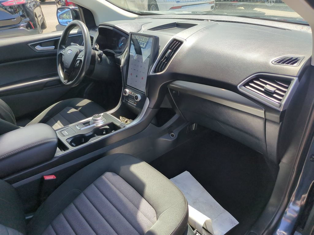 Certified 2022 Ford Edge SE w/ Black Appearance Package AWD/4WD image 14