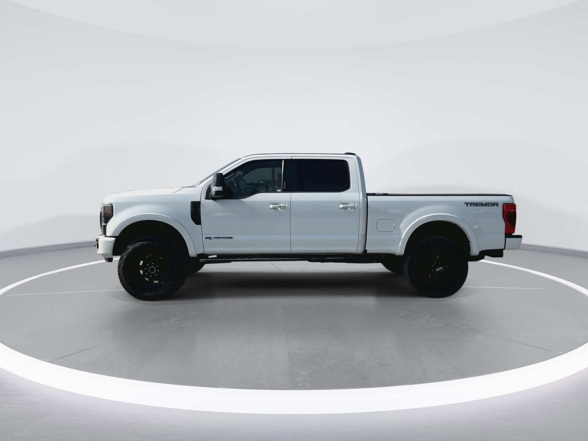 Certified 2022 Ford F250 Lariat w/ Tremor Off-Road Package image 7