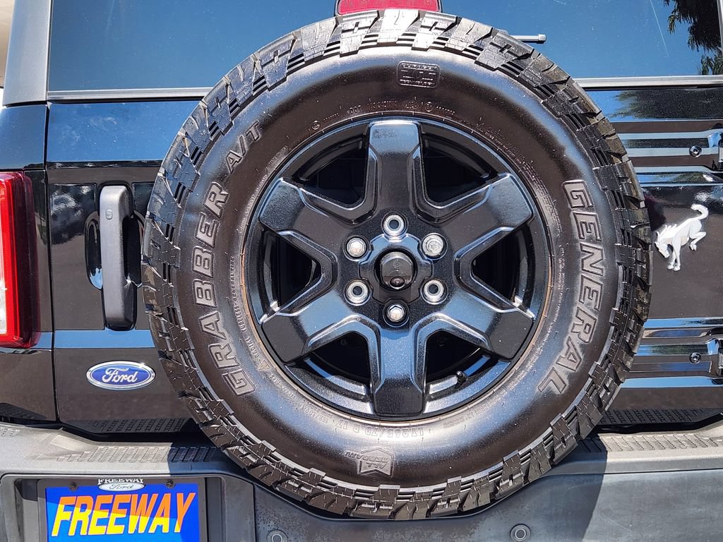 Certified 2024 Ford Bronco Black Diamond AWD/4WD image 24