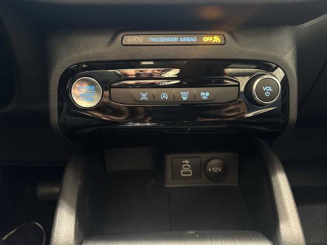 Certified 2025 Ford Escape ST-Line w/ Tech Pack #1 AWD/4WD image 16