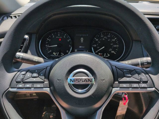Used 2020 Nissan Rogue S FWD image 31