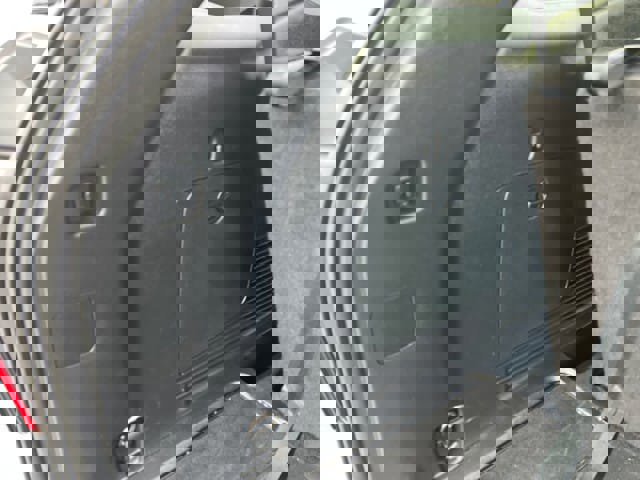 Certified 2022 Ford Explorer XLT w/ Equipment Group 202A image 33