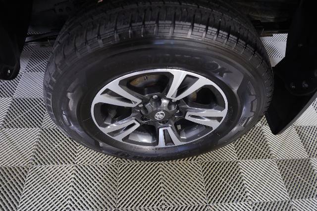 Used 2019 Toyota Tacoma TRD Sport AWD/4WD image 36