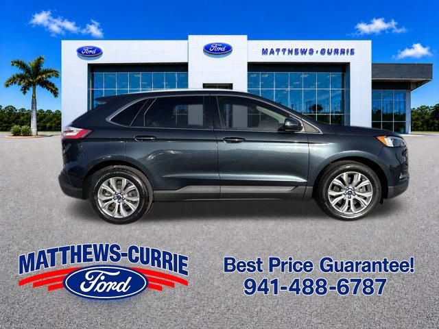Certified 2022 Ford Edge Titanium AWD/4WD image 3