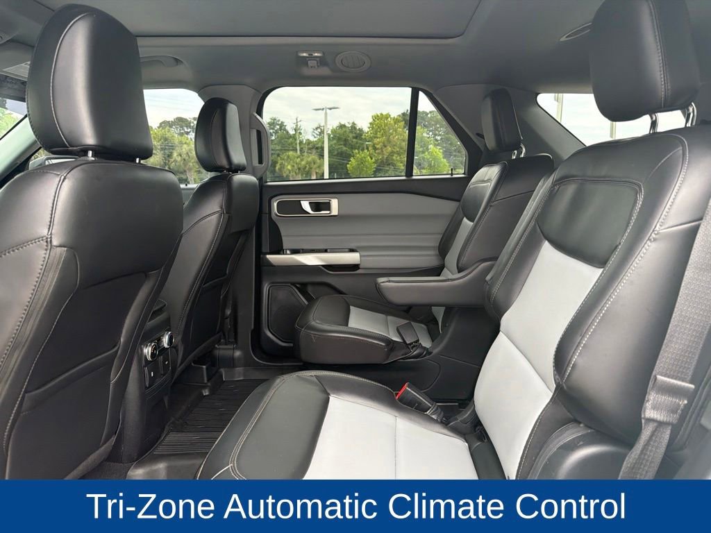 Certified 2023 Ford Explorer XLT w/ Equipment Group 202A RWD image 19
