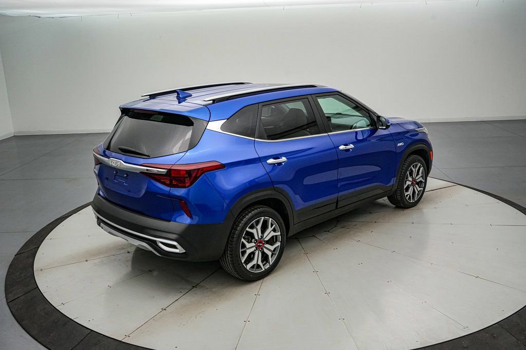 Used 2023 Kia Seltos SX w/ SX Sunroof Package image 5