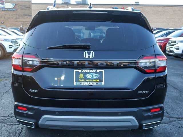 Used 2024 Honda Pilot Elite image 8