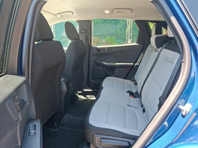 Certified 2023 Ford Escape Active AWD/4WD image 12