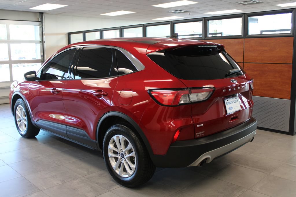 Certified 2020 Ford Escape SE AWD/4WD image 3
