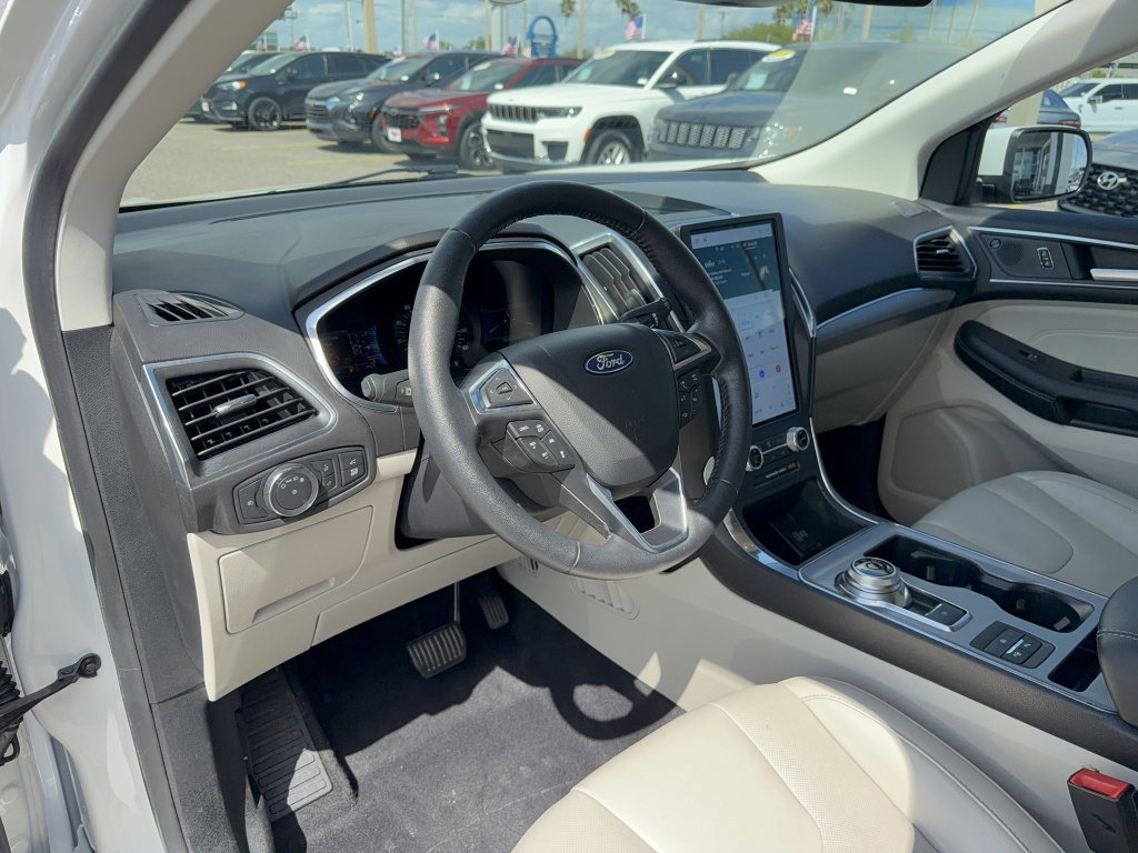 Certified 2021 Ford Edge Titanium w/ Equipment Group 301A image 11