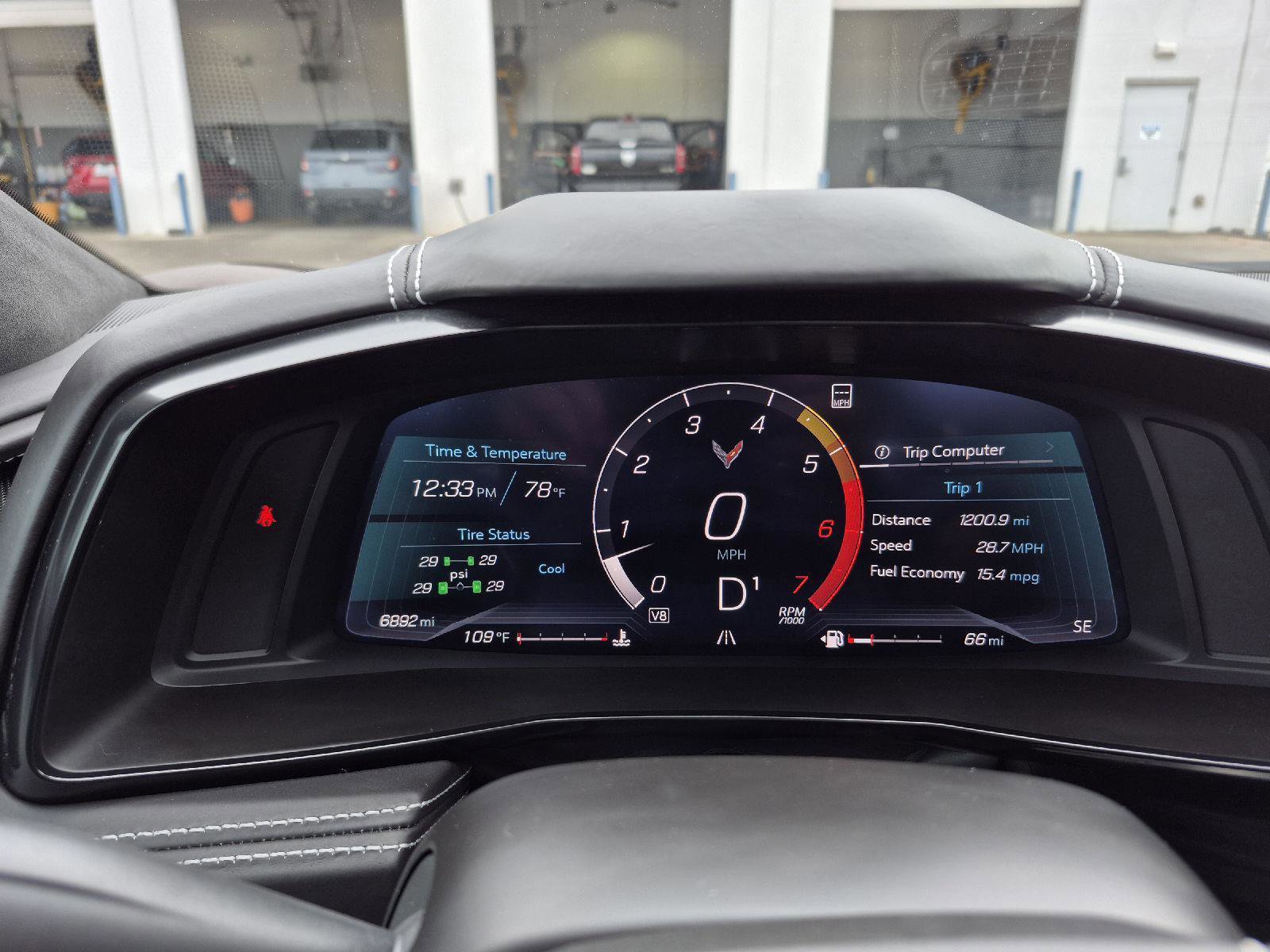 Used 2022 Chevrolet Corvette Stingray Premium Conv w/ Z51 Performance Package image 16