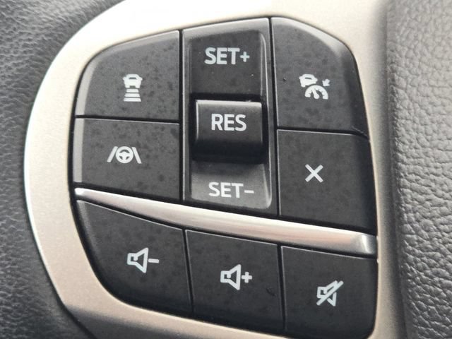 Certified 2023 Ford Explorer XLT w/ Equipment Group 202A AWD/4WD image 36
