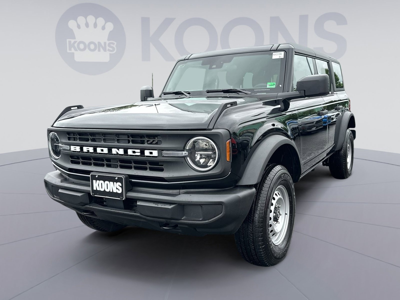 Certified 2025 Ford Bronco 4-Door AWD/4WD image 1