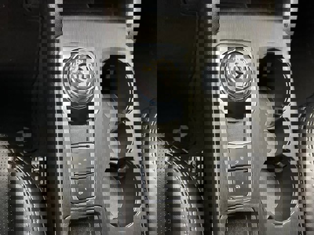 Certified 2024 Ford Escape Platinum image 32