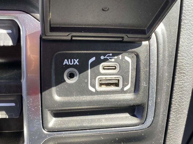 Used 2021 Jeep Wrangler Unlimited Rubicon AWD/4WD image 30
