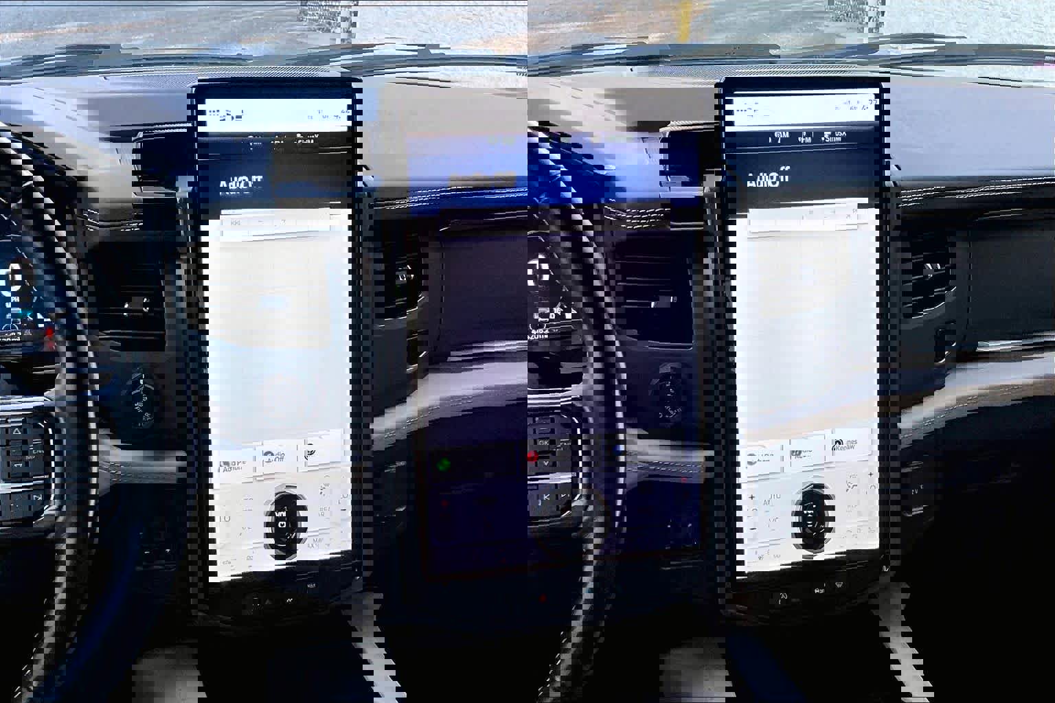 Certified 2023 Ford Expedition Platinum image 8