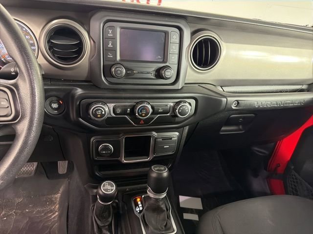 Used 2021 Jeep Wrangler Sport AWD/4WD image 14