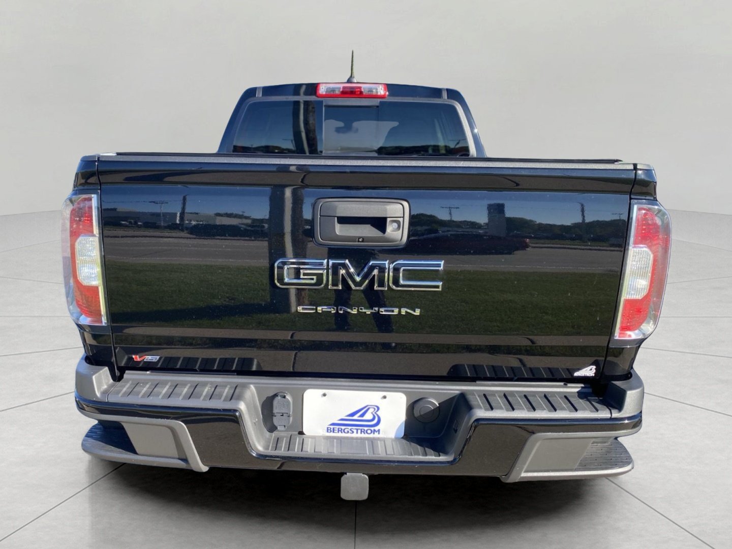 Used 2022 GMC Canyon Elevation AWD/4WD image 9