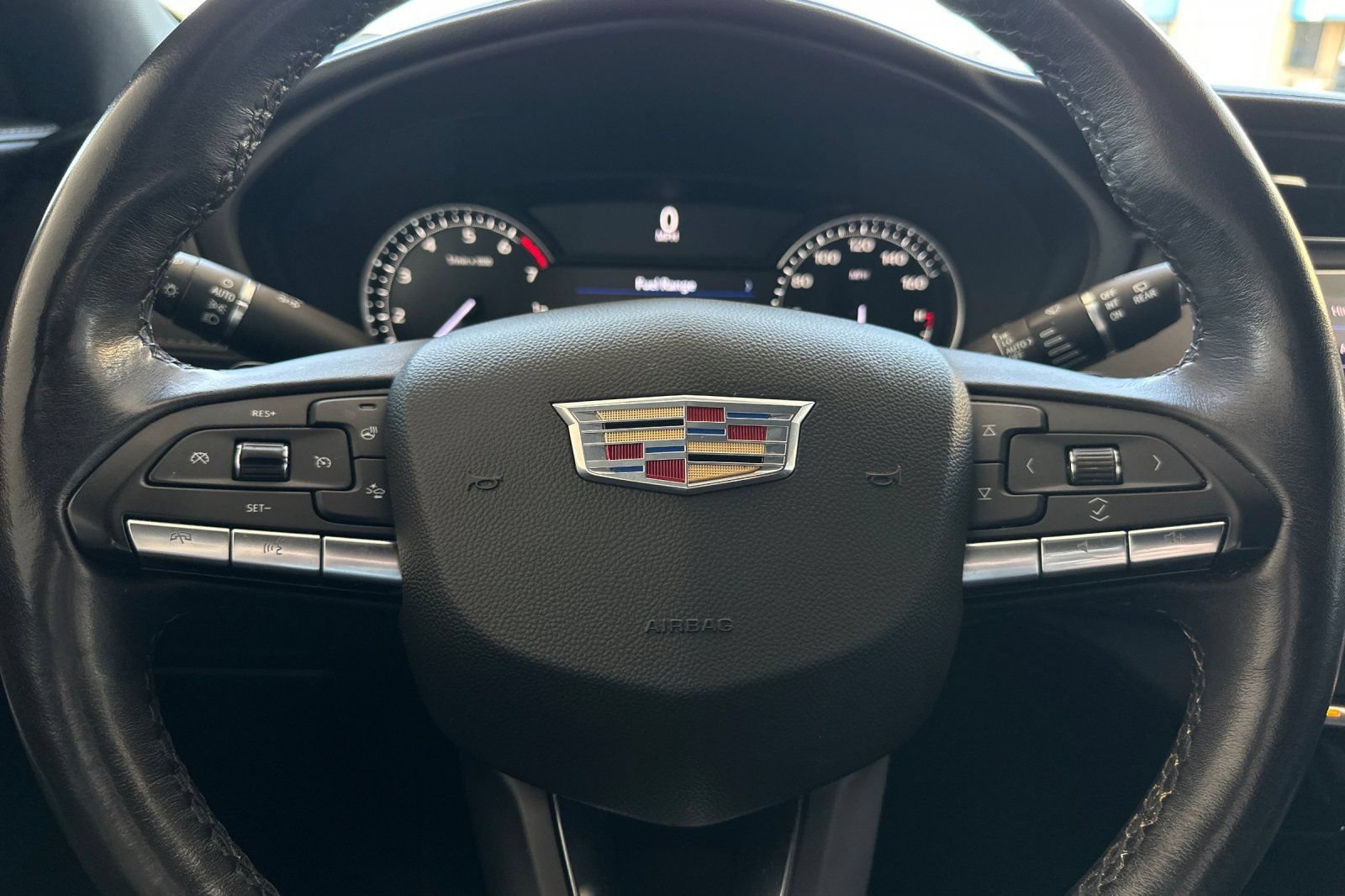 Used 2023 Cadillac XT4 Premium Luxury FWD image 22