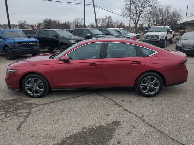 Used 2023 Honda Accord EX image 6