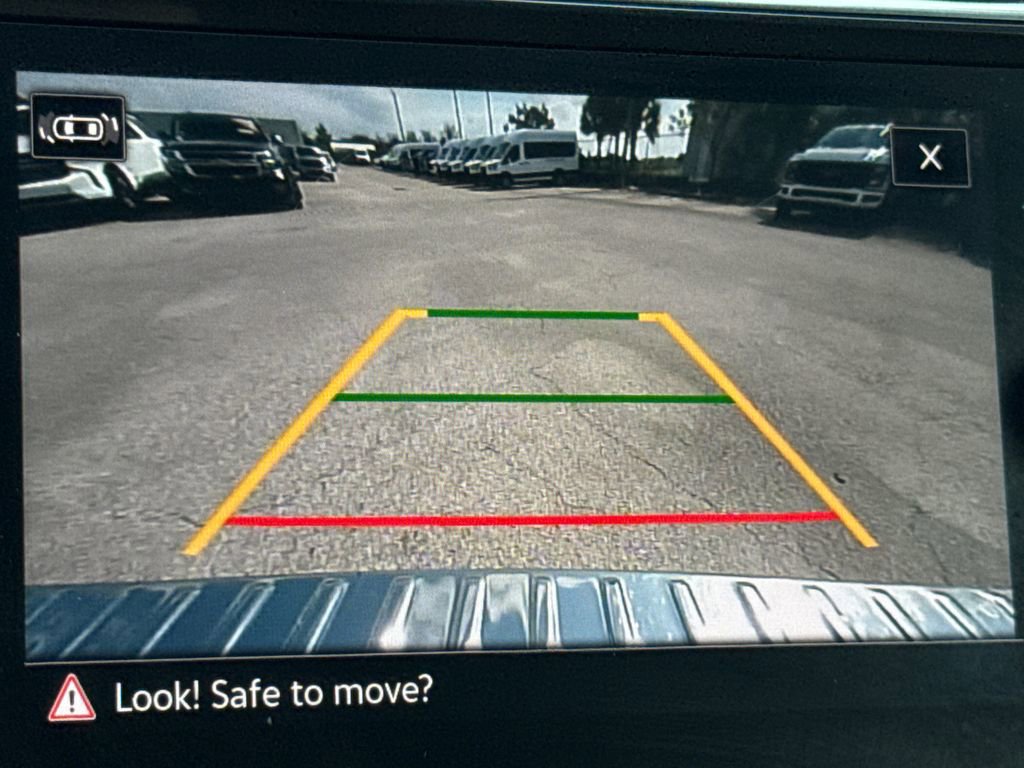 Used 2023 Volkswagen Tiguan SE R-Line image 21