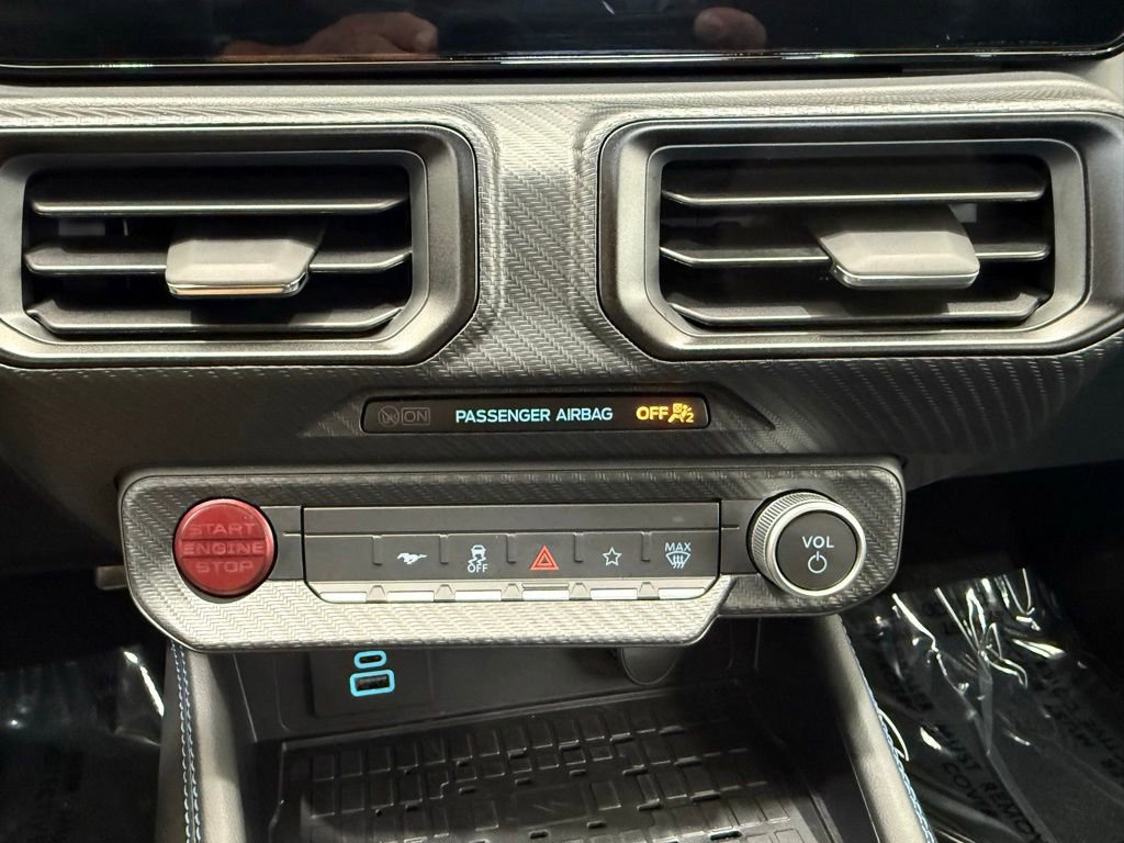 Certified 2024 Ford Mustang Dark Horse RWD image 32