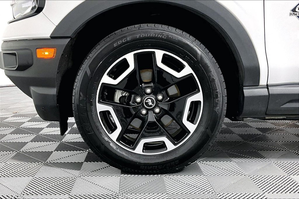 Certified 2024 Ford Bronco Sport Outer Banks w/ Tech Package AWD/4WD image 8