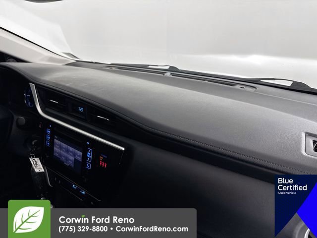 Used 2018 Toyota Corolla LE image 29