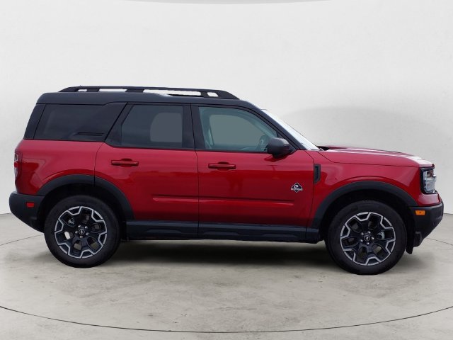 Certified 2025 Ford Bronco Sport Outer Banks w/ Outer Banks Tech Package+ AWD/4WD image 4