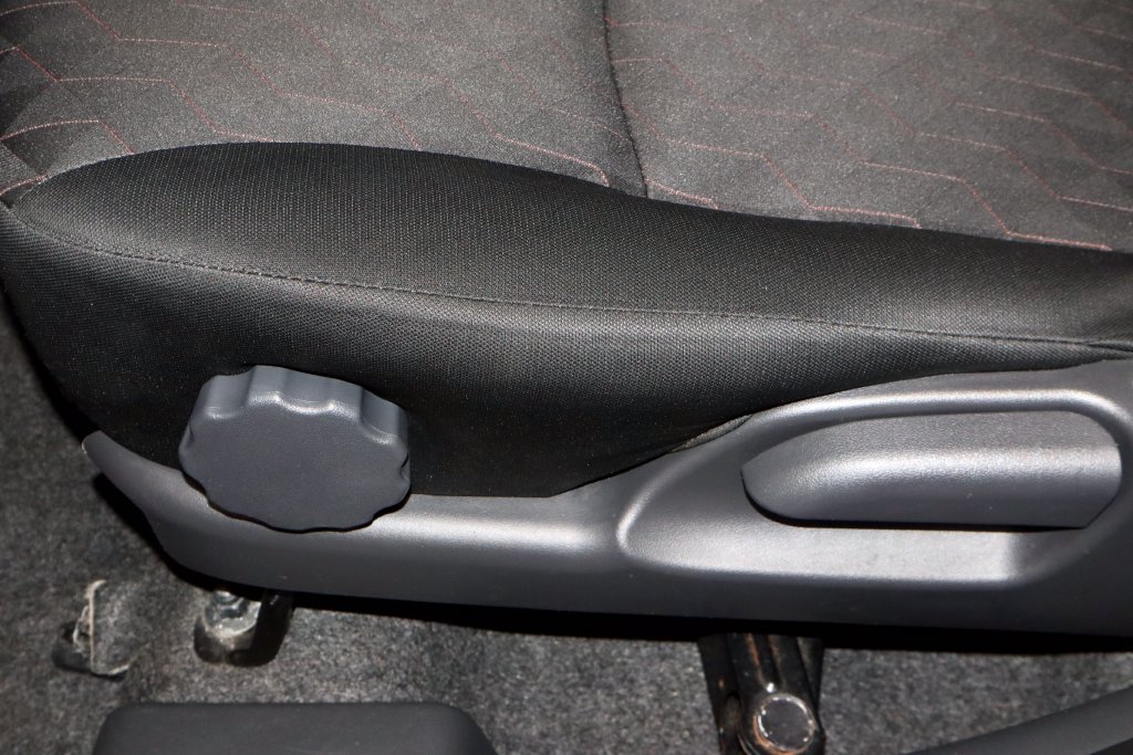 Used 2024 Mitsubishi Mirage ES FWD image 23