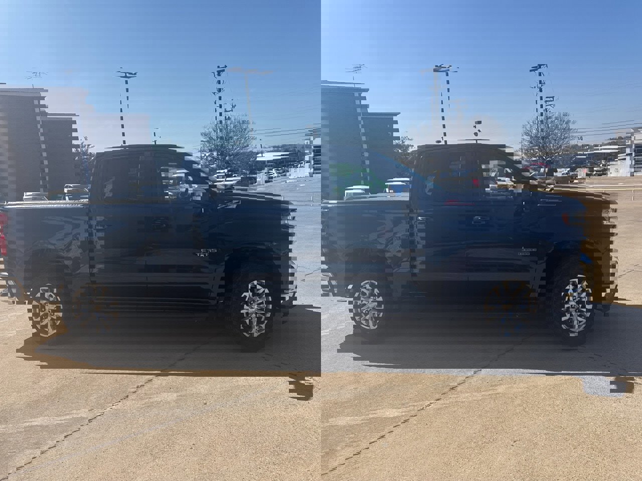 Used 2019 Chevrolet Silverado 1500 LT w/ Texas Edition image 6