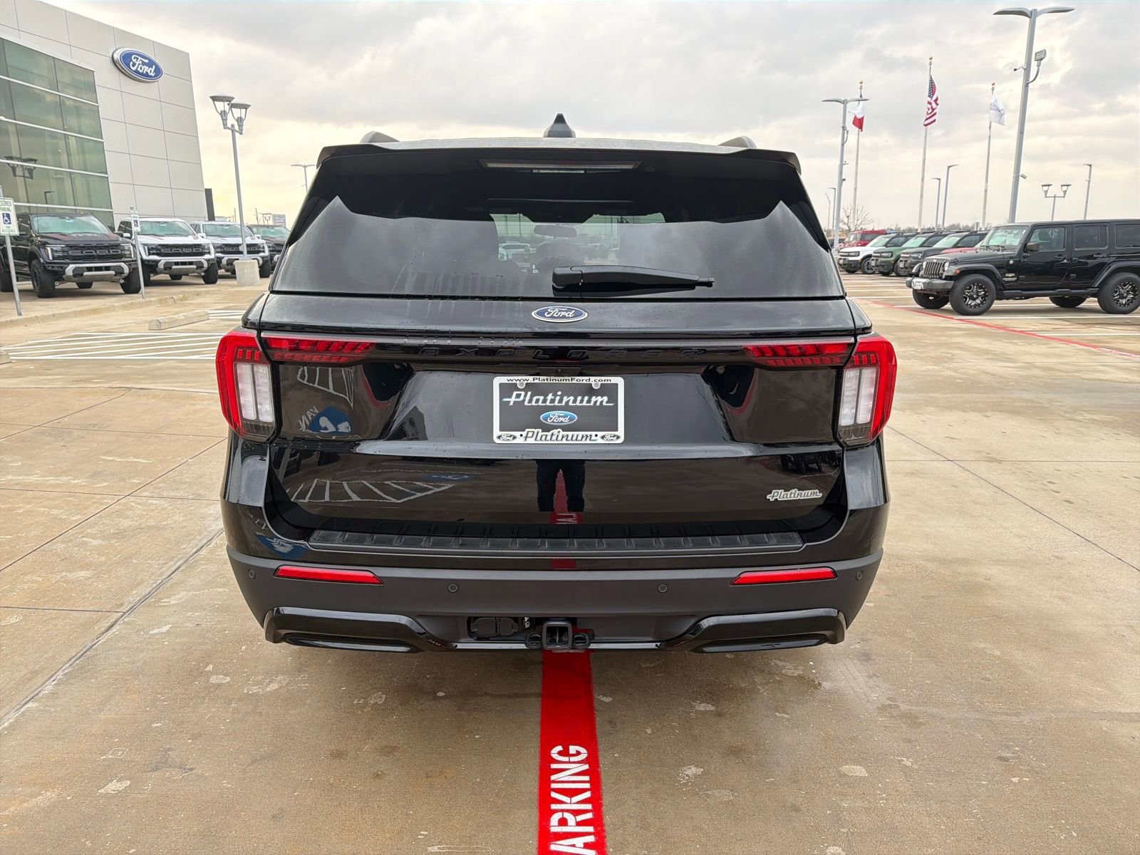 Certified 2025 Ford Explorer ST-Line image 7