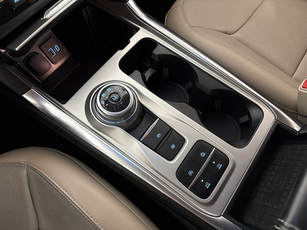 Certified 2020 Ford Explorer Limited RWD image 28