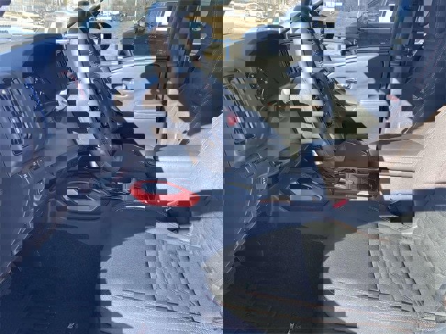 Used 2025 Nissan Frontier PRO-4X w/ Pro Convenience Package image 18