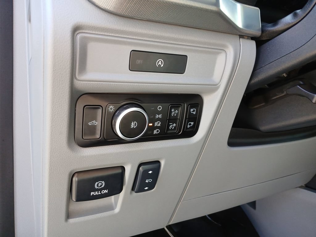 Certified 2025 Ford F150 Lariat w/ Equipment Group 501A Mid AWD/4WD image 20