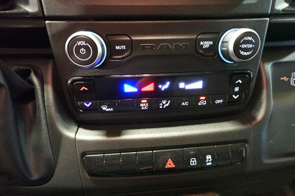 Used 2023 RAM ProMaster 3500 image 17