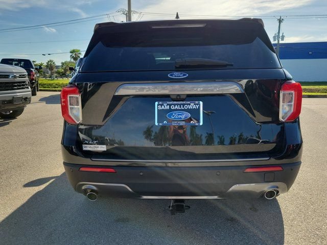 Certified 2023 Ford Explorer XLT w/ Equipment Group 202A RWD image 5