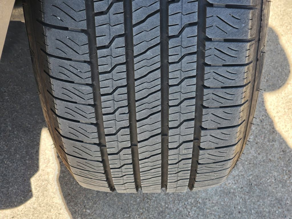 Certified 2025 Ford Expedition Active image 11