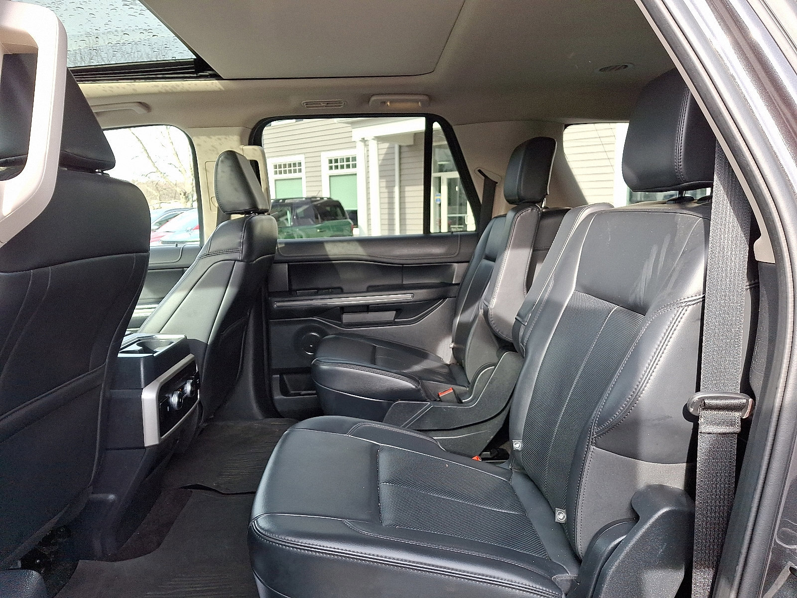 Certified 2023 Ford Expedition Max XLT image 11