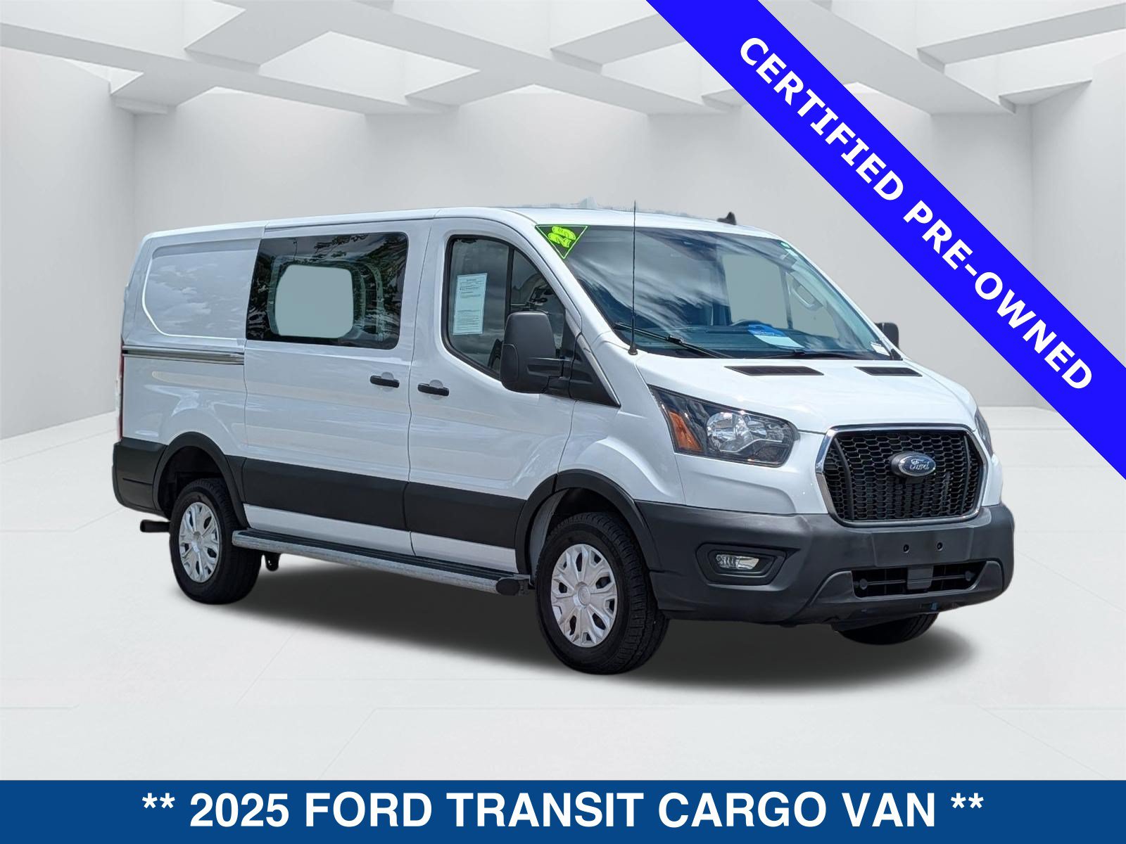 Certified 2025 Ford Transit 250 Low Roof w/ Exterior Upgrade Package RWD image 4