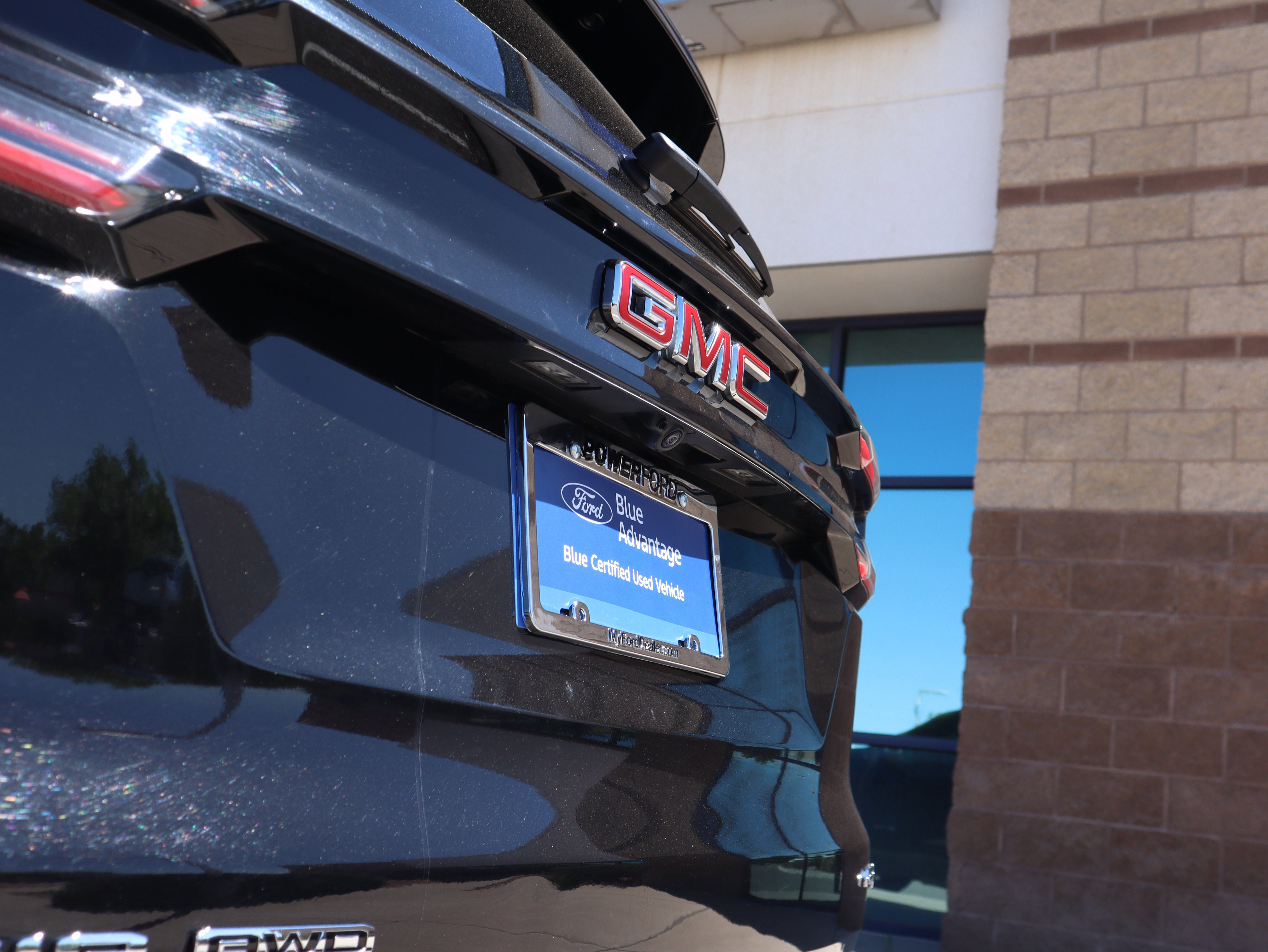 Used 2024 GMC Acadia AT4 w/ Luxury Package AWD/4WD image 19