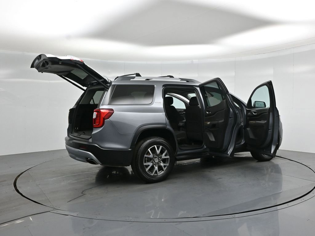 Used 2021 GMC Acadia SLE w/ Driver Convenience Package image 6