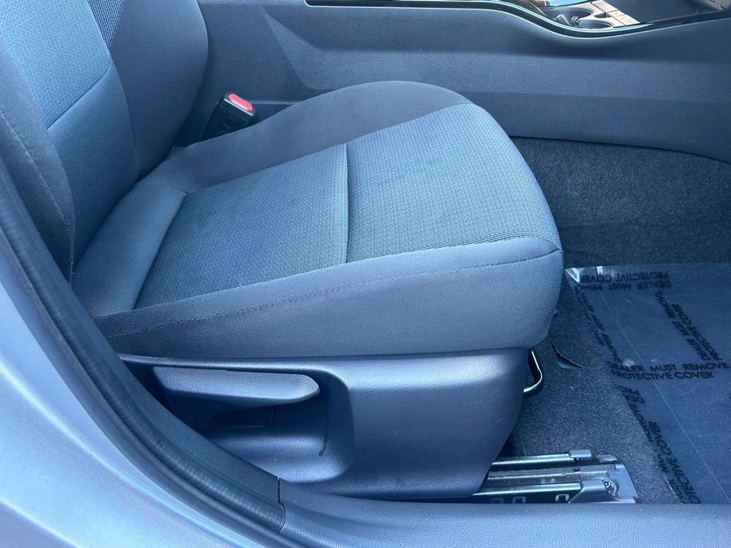 Used 2024 Toyota Prius LE image 22
