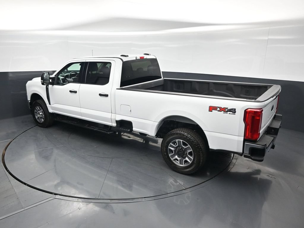 Certified 2025 Ford F350 XLT AWD/4WD image 38